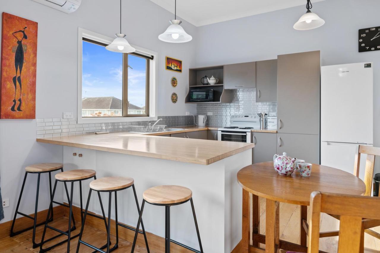 Ekhaya - New Plymouth Holiday Home ภายนอก รูปภาพ