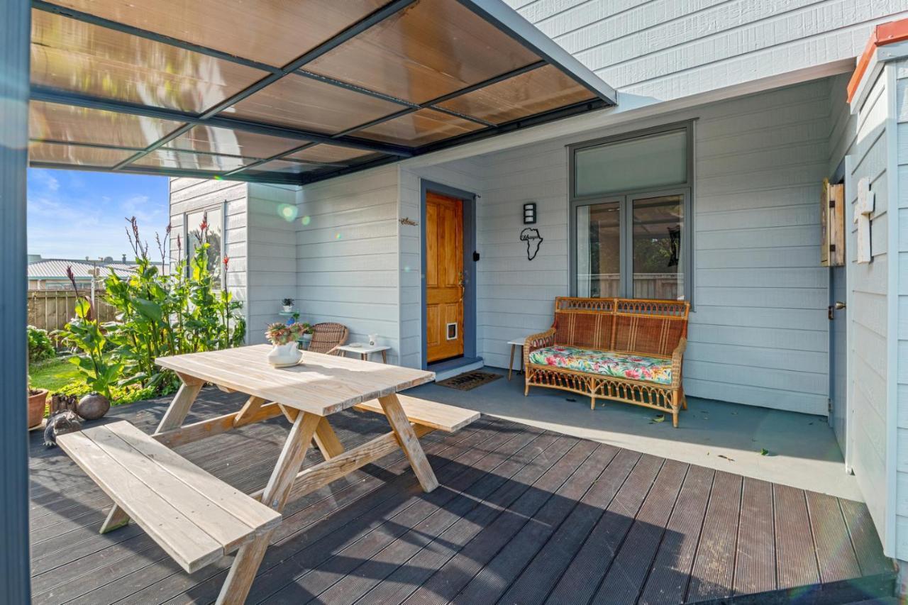 Ekhaya - New Plymouth Holiday Home ภายนอก รูปภาพ