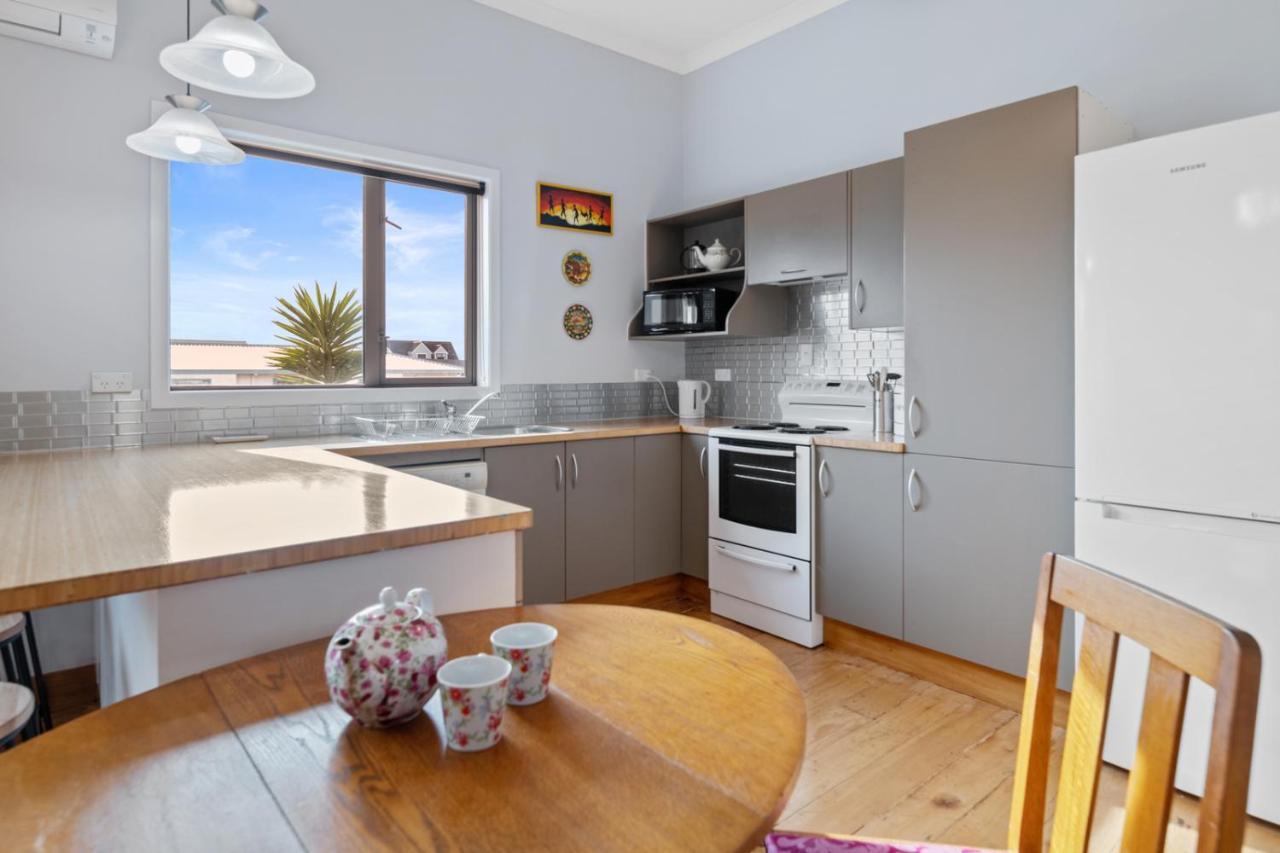 Ekhaya - New Plymouth Holiday Home ภายนอก รูปภาพ